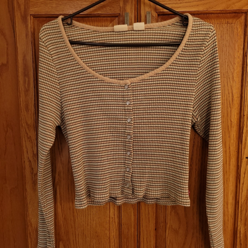 NWOT Levi's Snap Button Scoop-Neck Top